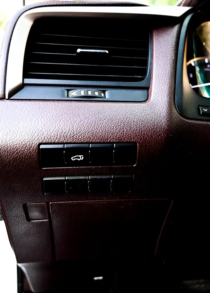 Lexus RX 350 AT AWD (300 حصان) - 17