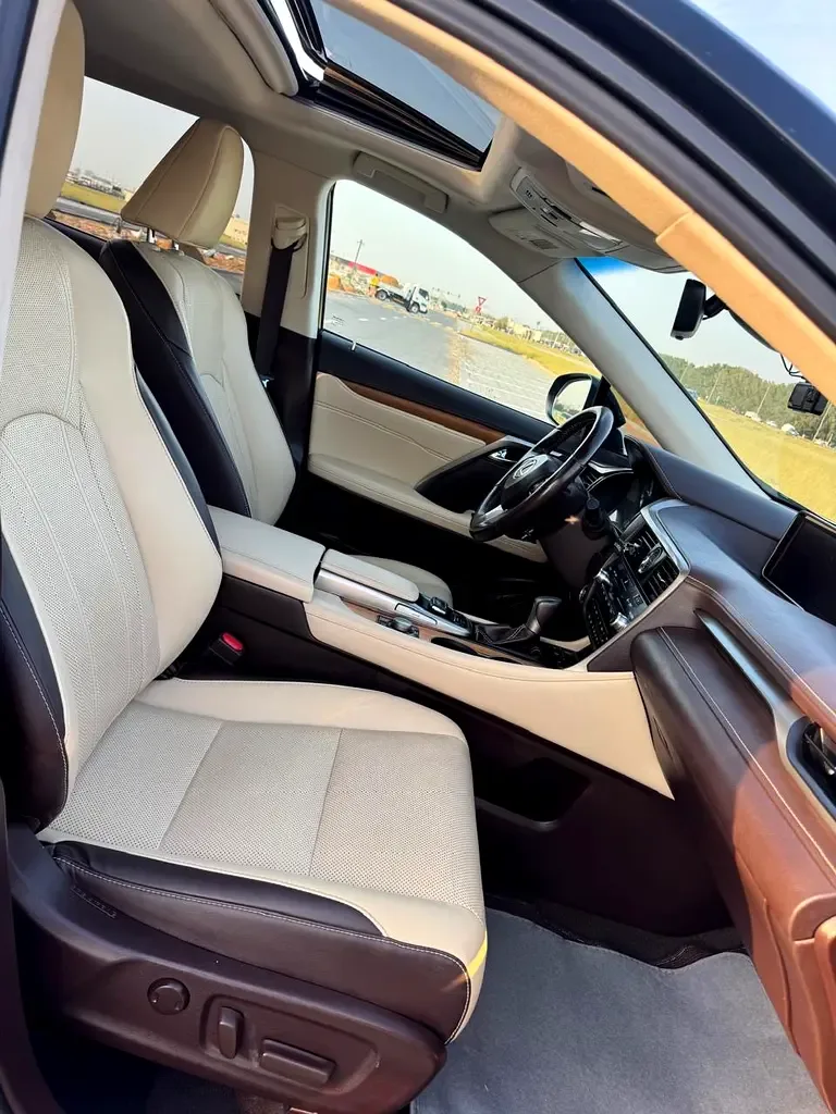 Lexus RX 350 AT AWD (300 hp) - 16