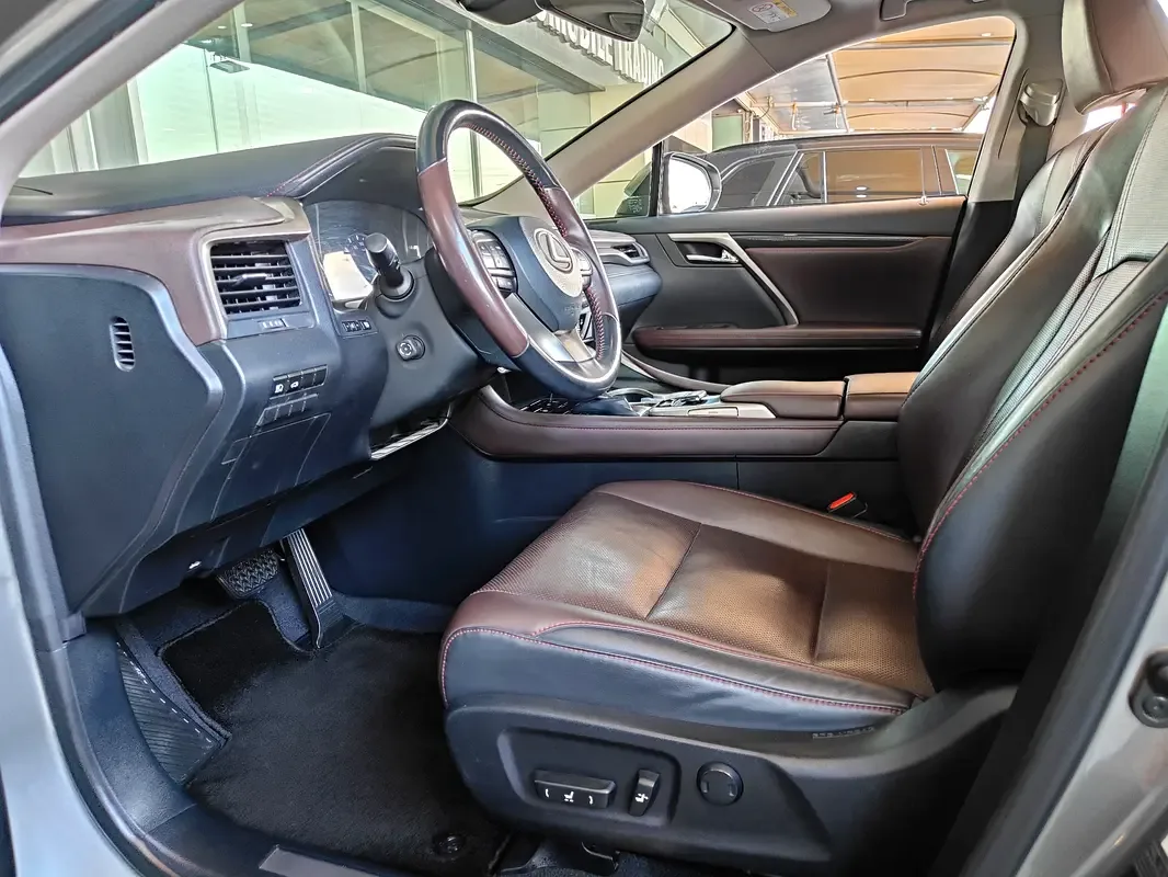 Lexus RX 350 AT AWD (300 حصان) - 10