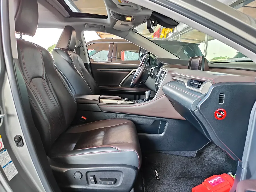 Lexus RX 350 AT AWD (300 حصان) - 14