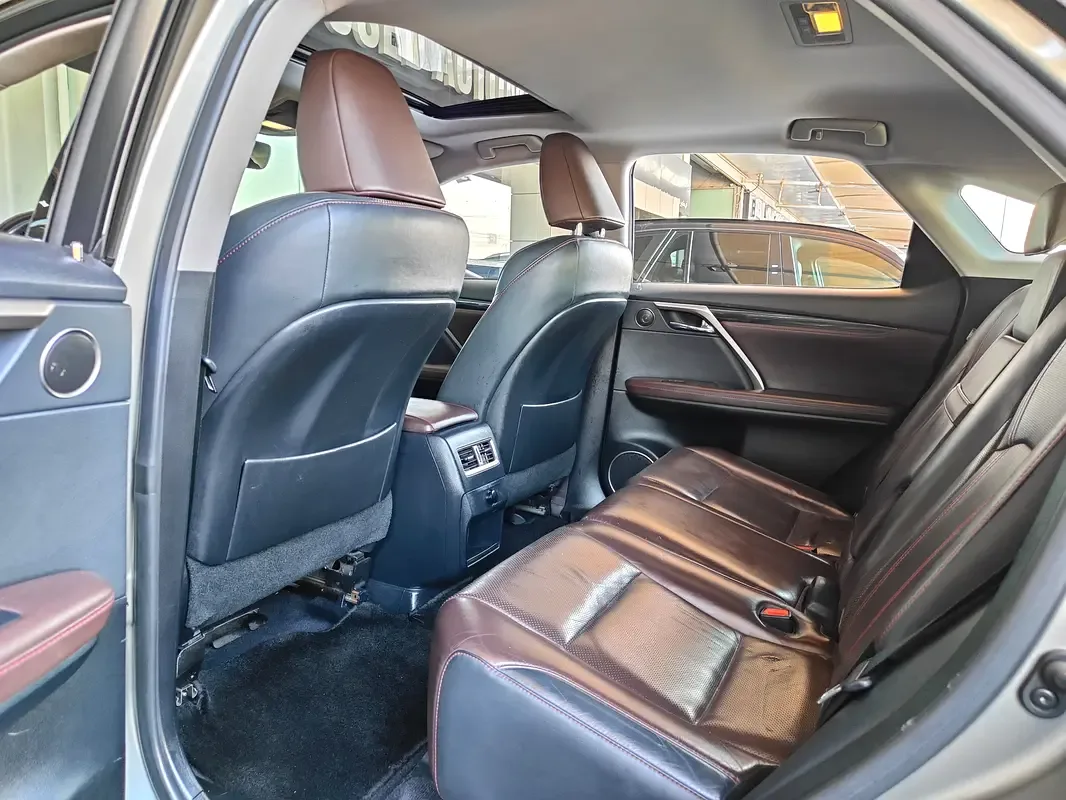 Lexus RX 350 AT AWD (300 حصان) - 15