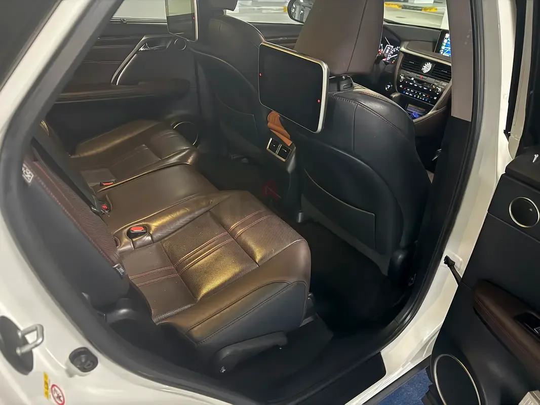 Lexus RX 450hL CVT AWD (313 حصان) - 8