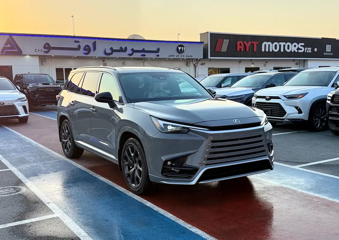 Lexus TX 2.4 AT 4WD (366 hp) - 2