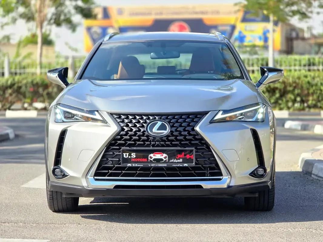 Lexus UX 200 CVT (150 hp)