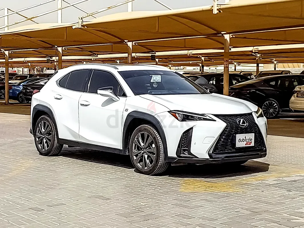 Lexus UX 200 CVT (150 hp)