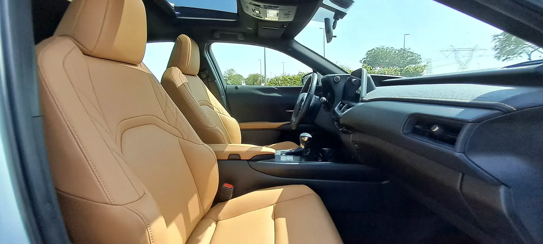 Lexus UX 200 CVT (150 hp) - 14