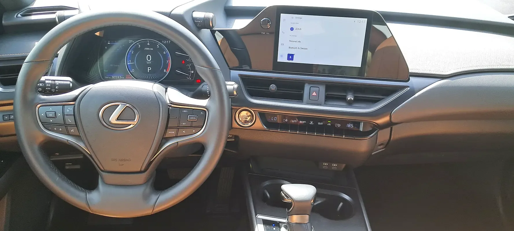 Lexus UX 200 CVT (150 hp) - 16