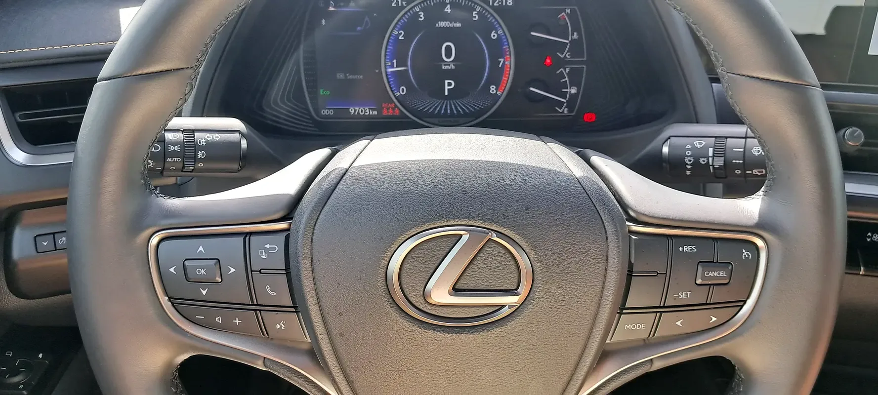 Lexus UX 200 CVT (150 hp) - 17