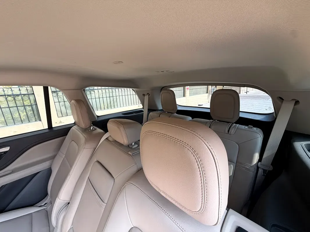 Lincoln Aviator 3.0 AT (400 hp) - 11