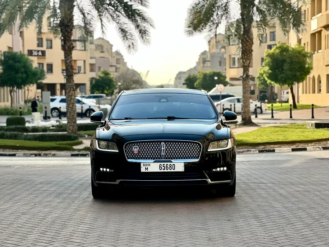 Lincoln Continental 3.0 AT AWD (378 hp)