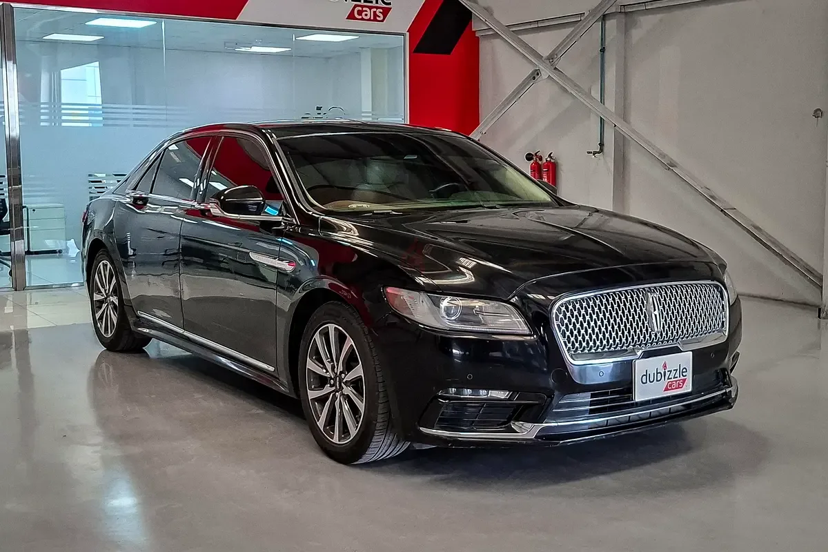 Lincoln Continental 3.7 AT (305 hp)