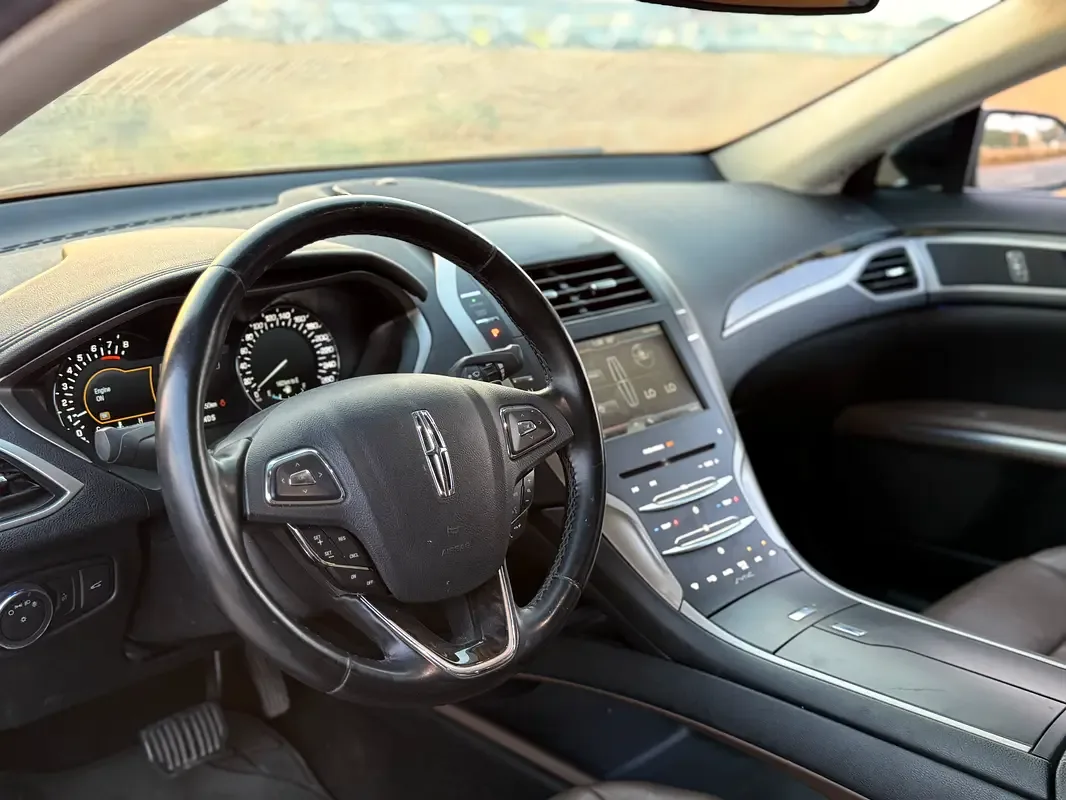 Lincoln MKZ 2.0 AT (249 hp) - 8
