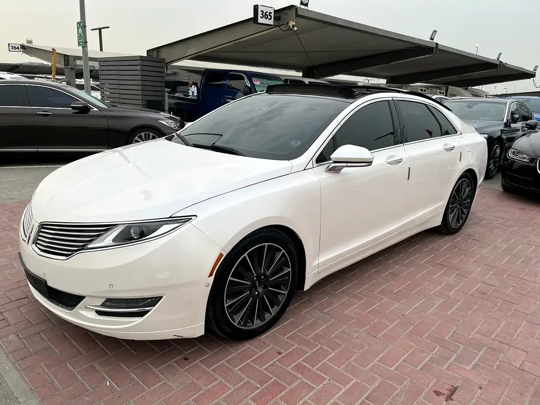Lincoln MKZ 2.0 AT 4WD (240 hp)