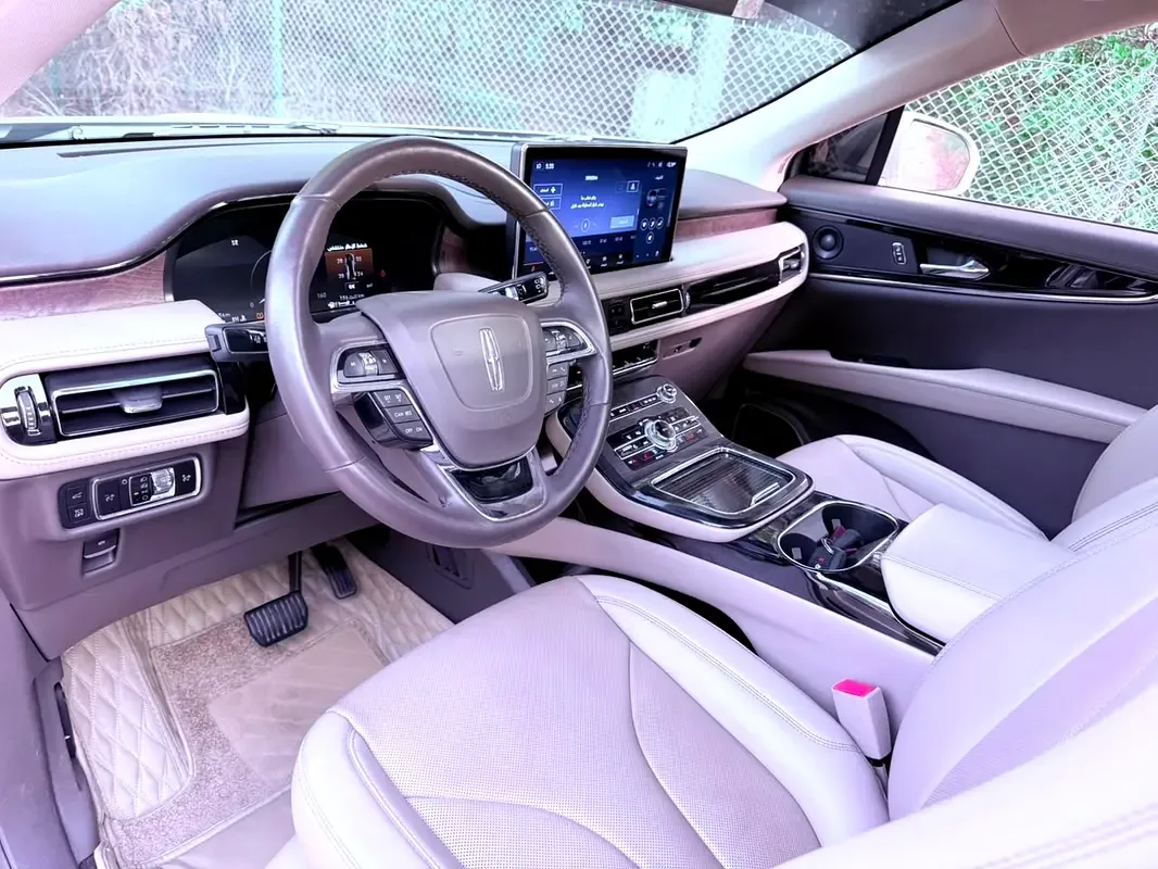 Lincoln Nautilus 2.0 AT 4WD (250 حصان) - 10