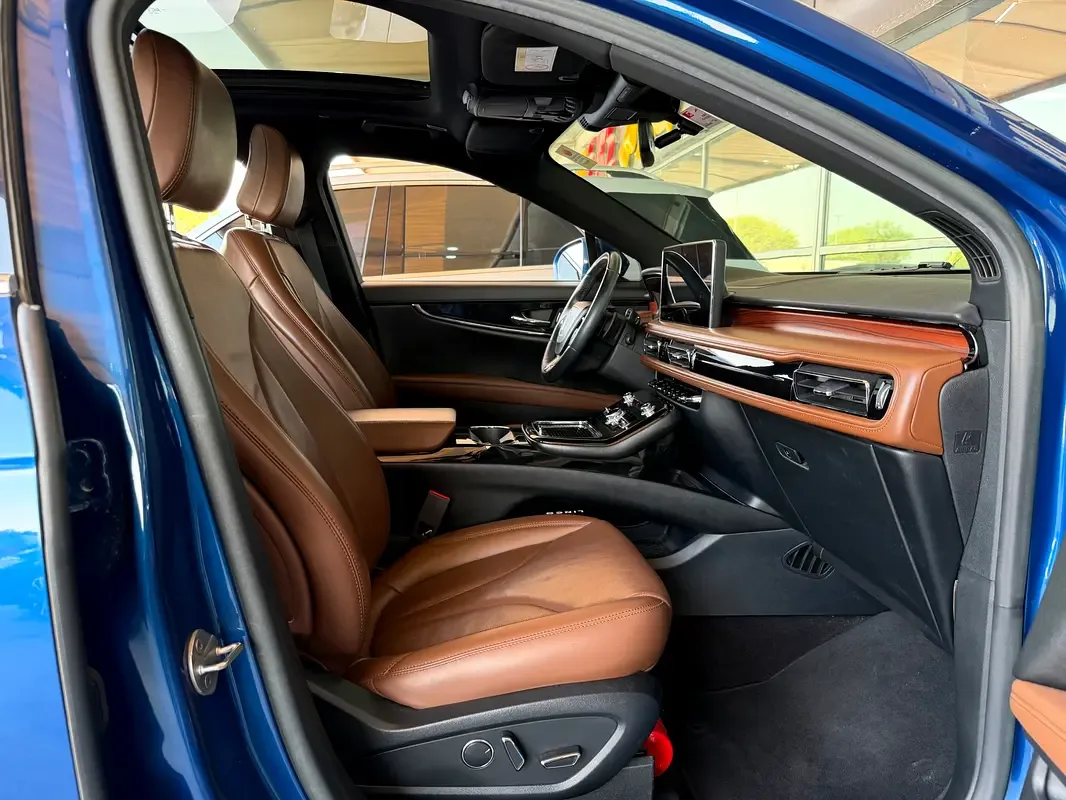 Lincoln Nautilus 2.7 AT 4WD (339 hp) - 16