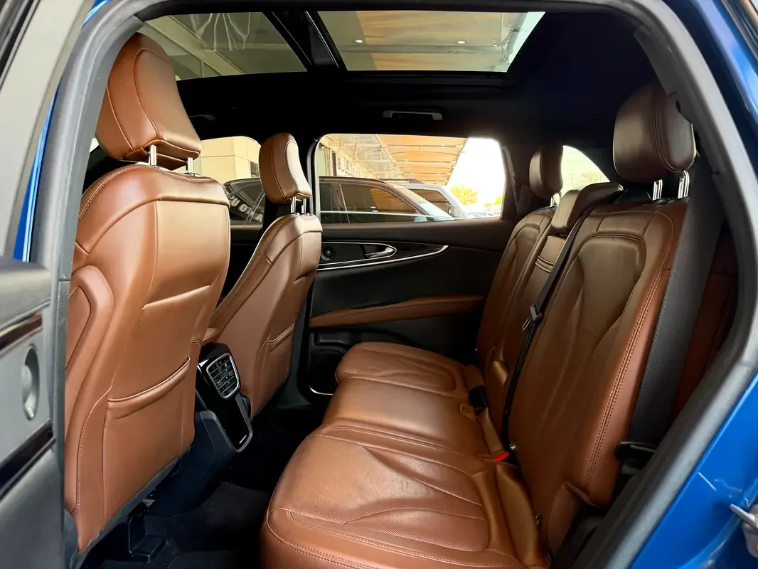 Lincoln Nautilus 2.7 AT 4WD (339 hp) - 18