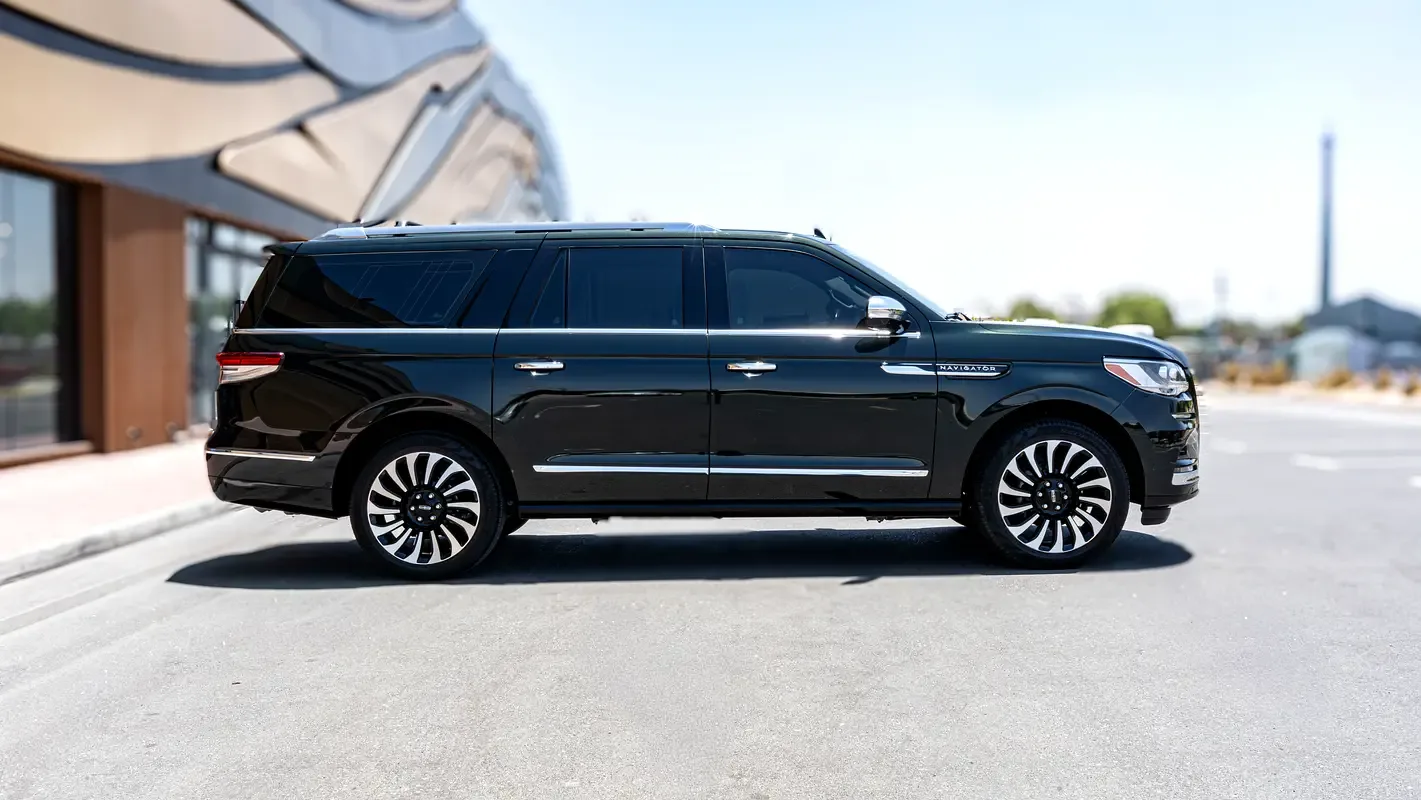 Lincoln Navigator 3.5 AT AWD (440 حصان) - 7