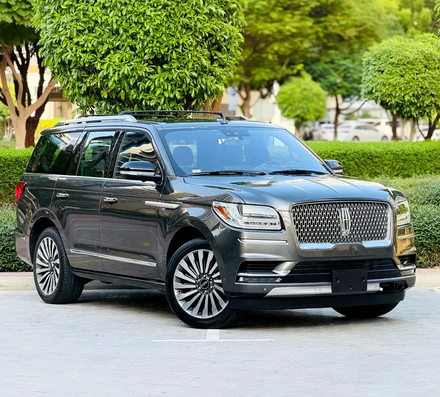 Lincoln Navigator 3.5 AT AWD (456 حصان) - 3