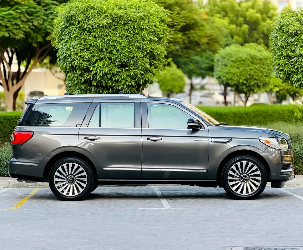 Lincoln Navigator 3.5 AT AWD (456 حصان) - 7