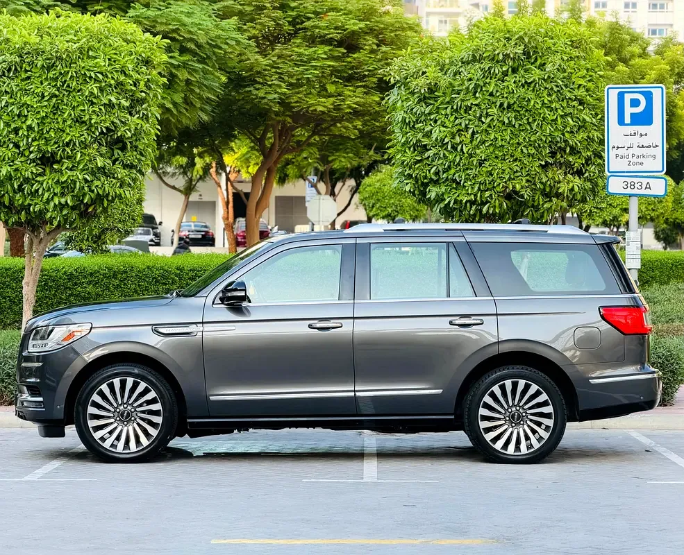 Lincoln Navigator 3.5 AT AWD (456 حصان) - 9