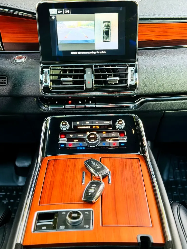 Lincoln Navigator 3.5 AT AWD (456 حصان) - 18