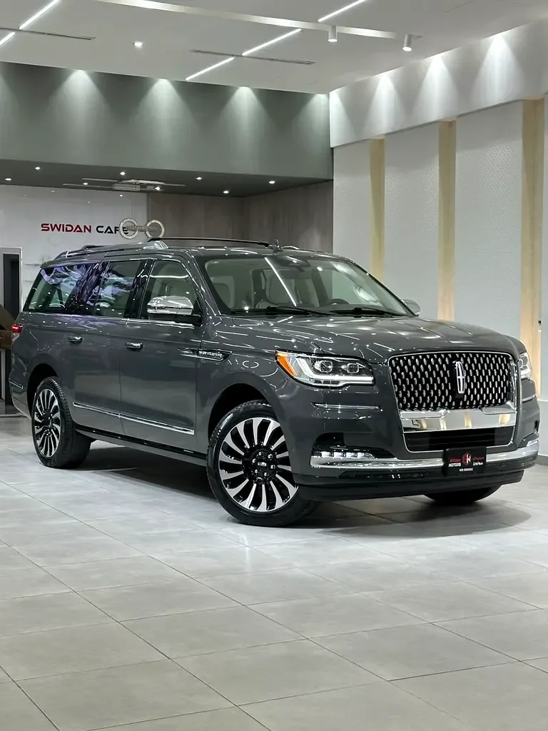 Lincoln Navigator 3.5 AT RWD (440 hp)