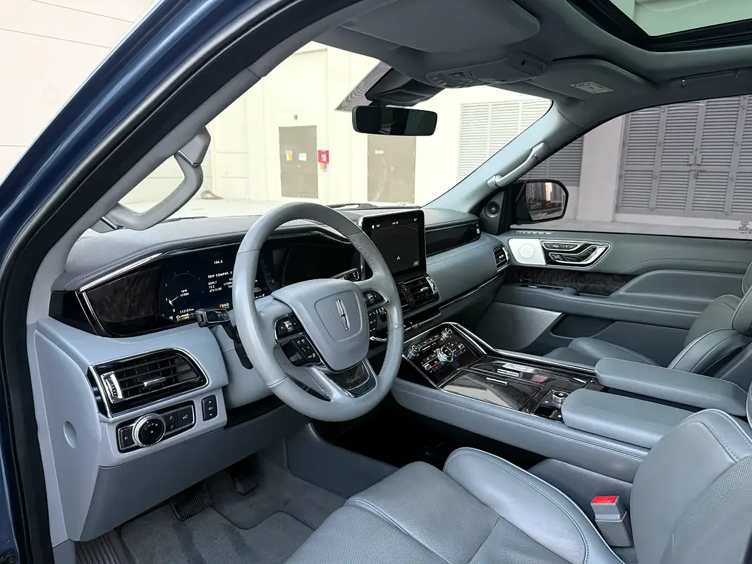 Lincoln Navigator 3.5 AT RWD (440 hp) - 8