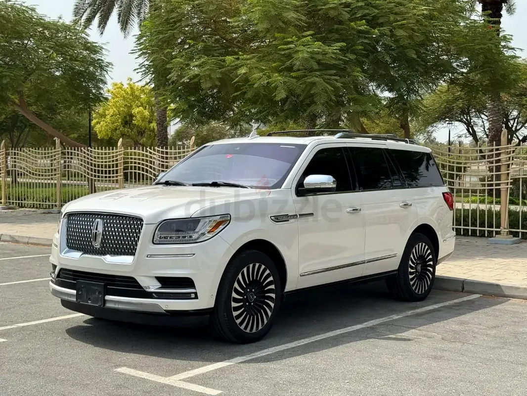 Lincoln Navigator 3.5 AT RWD (440 حصان) - 3