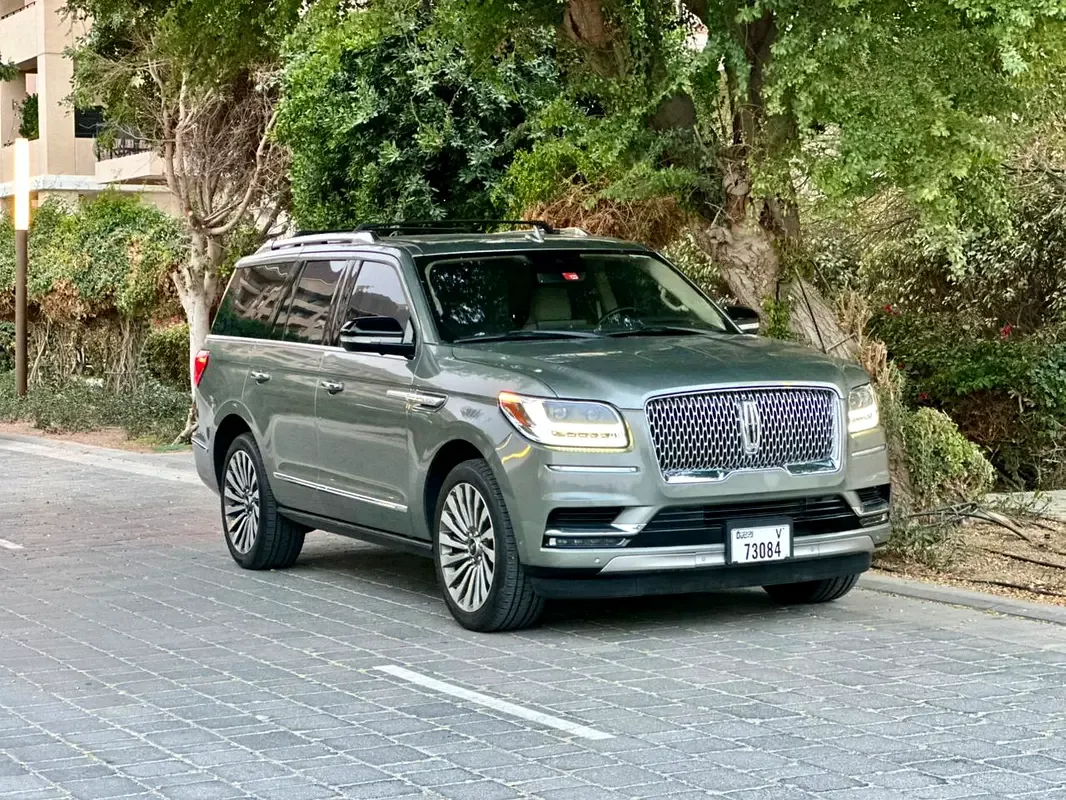Lincoln Navigator 3.5 AT RWD (440 hp) - 3