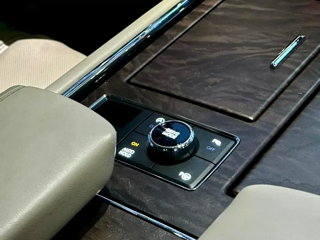 Lincoln Navigator 3.5 AT RWD (440 hp) - 20