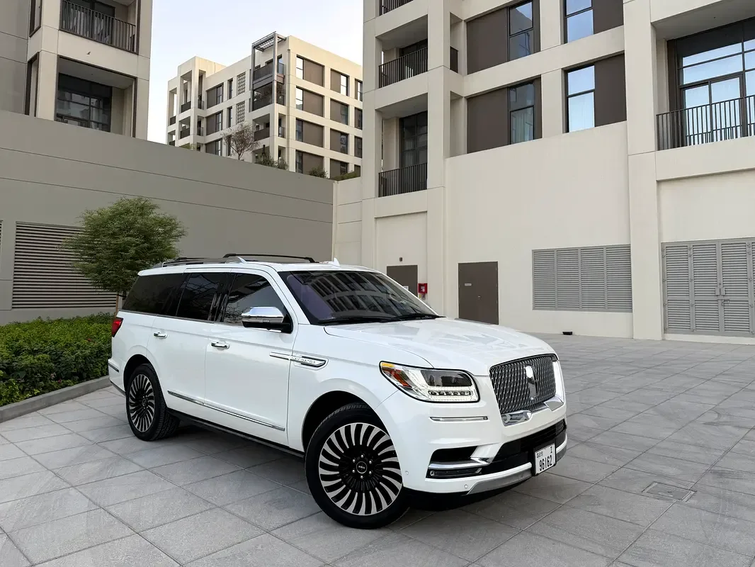 Lincoln Navigator 3.5 AT RWD (440 hp)