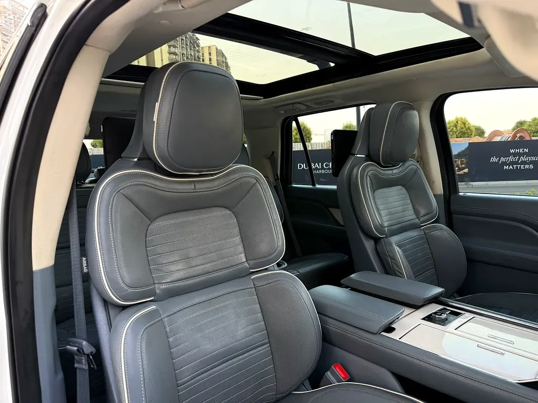 Lincoln Navigator 3.5 AT RWD (440 hp) - 9