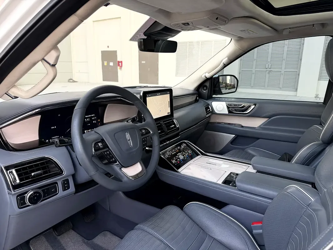 Lincoln Navigator 3.5 AT RWD (440 hp) - 8