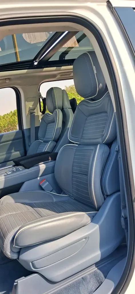 Lincoln Navigator 3.5 AT RWD (440 حصان) - 8