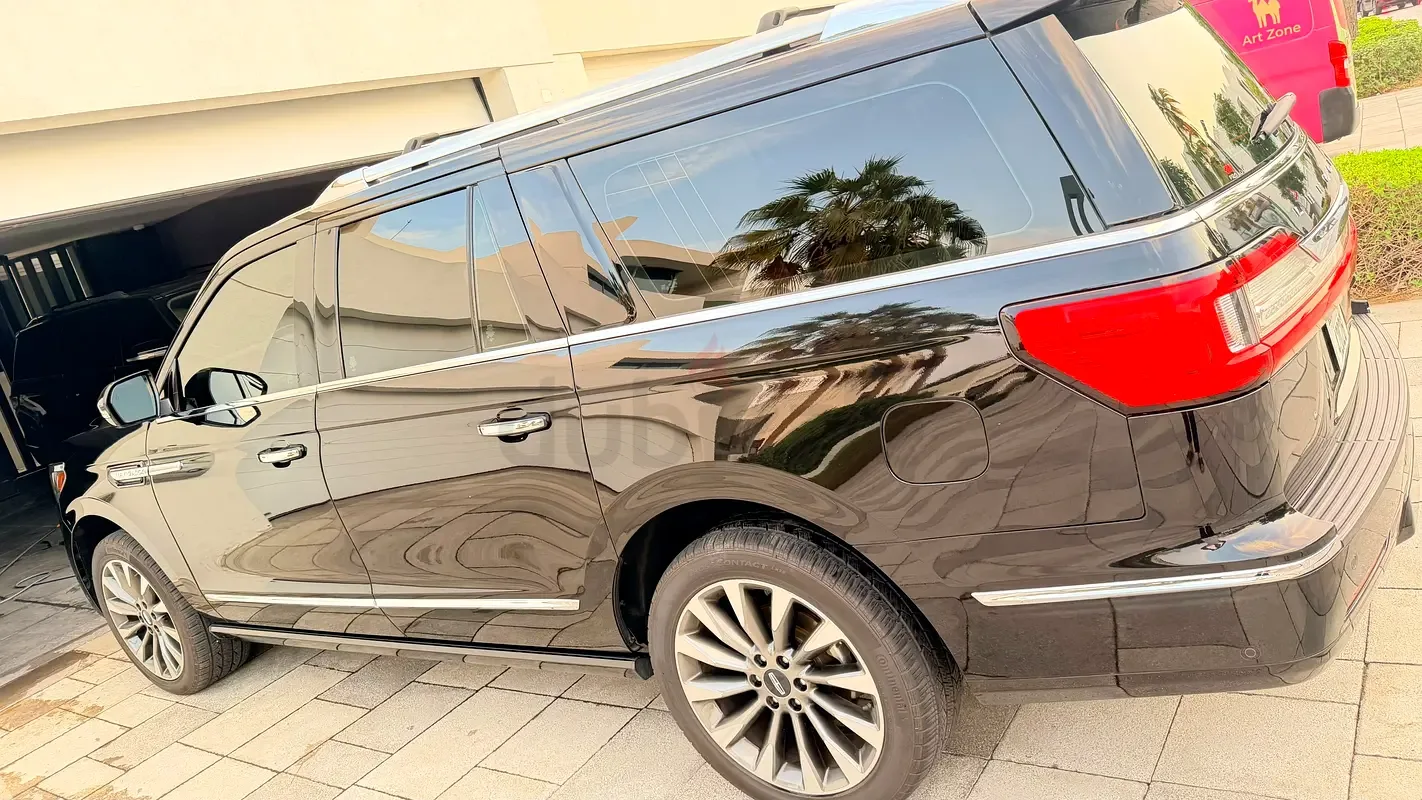 Lincoln Navigator 3.5 AT RWD (440 hp) - 2