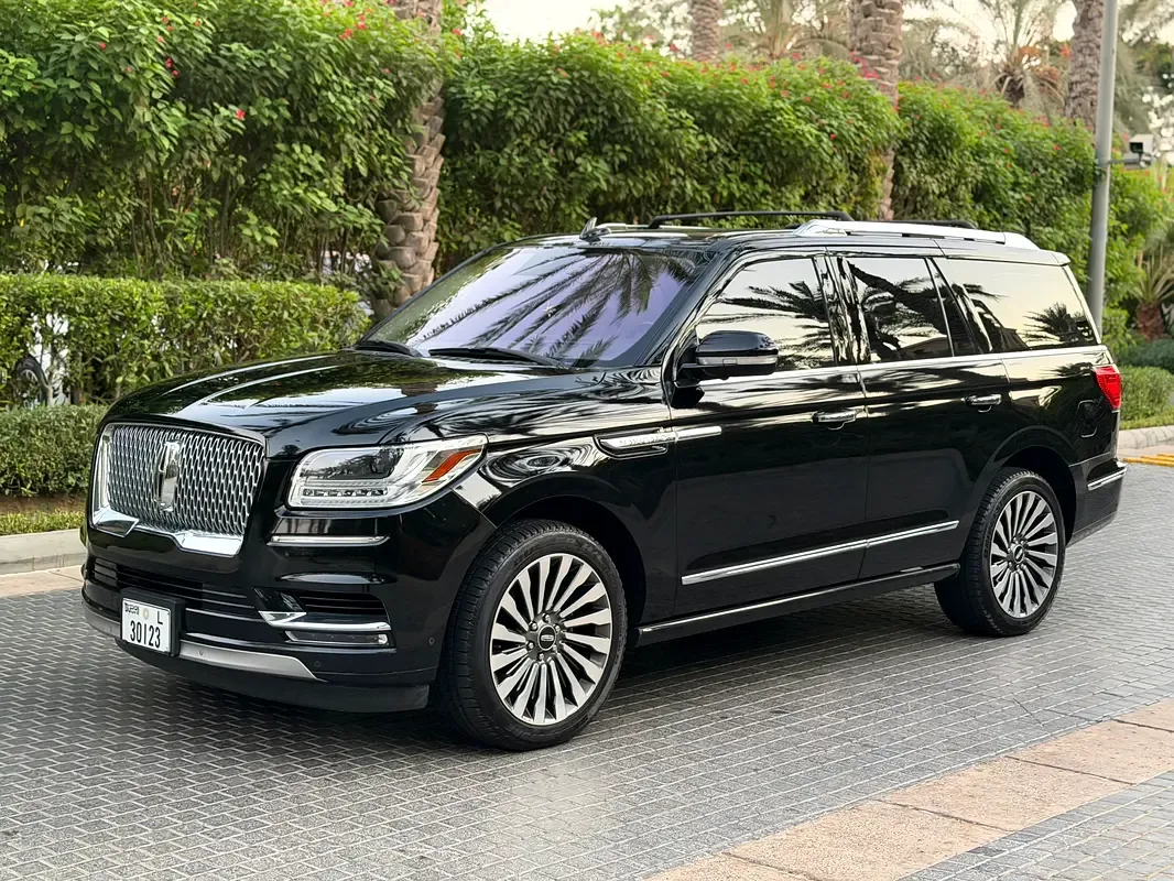 Lincoln Navigator 3.5 AT RWD (456 حصان)