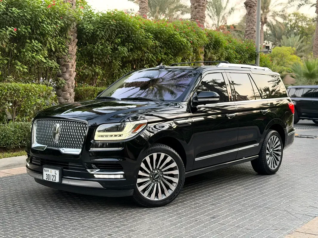 Lincoln Navigator 3.5 AT RWD (456 hp) - 4