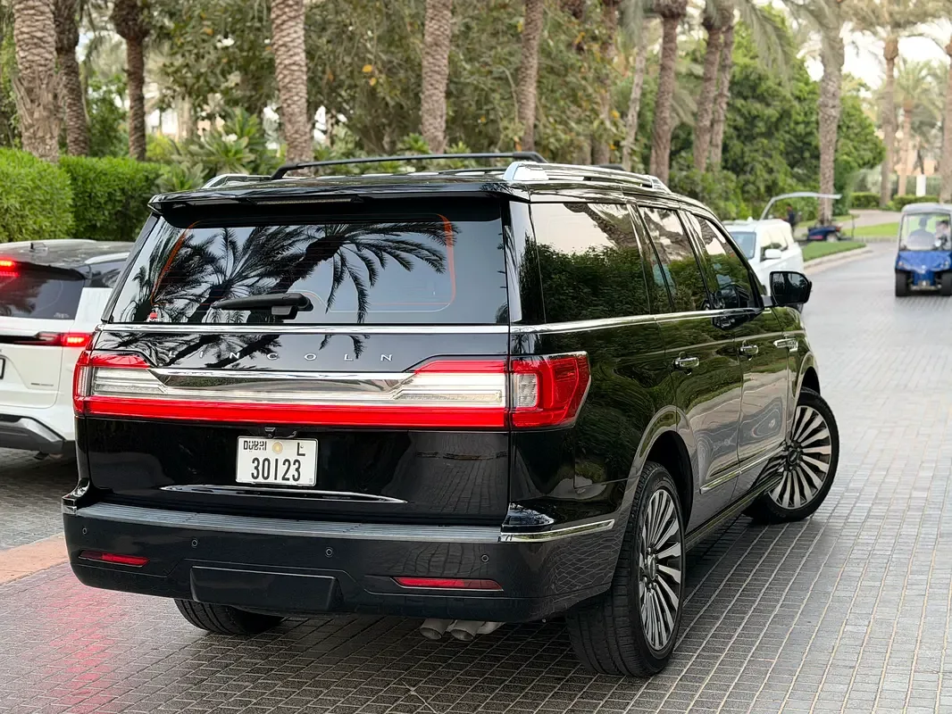 Lincoln Navigator 3.5 AT RWD (456 hp) - 5