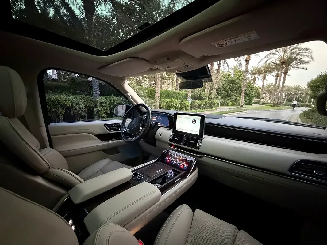 Lincoln Navigator 3.5 AT RWD (456 hp) - 14
