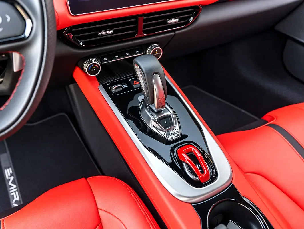 Lotus Emira 2.0 AMT (365 hp) - 9