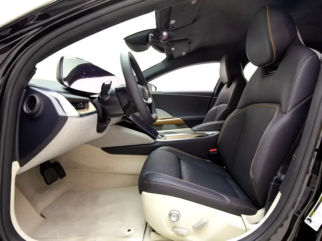 Lucid Air AT (480 حصان) - 9