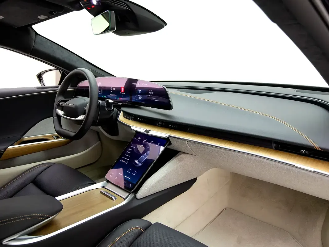 Lucid Air AT (480 حصان) - 10