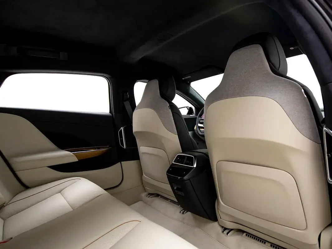 Lucid Air AT (480 حصان) - 17