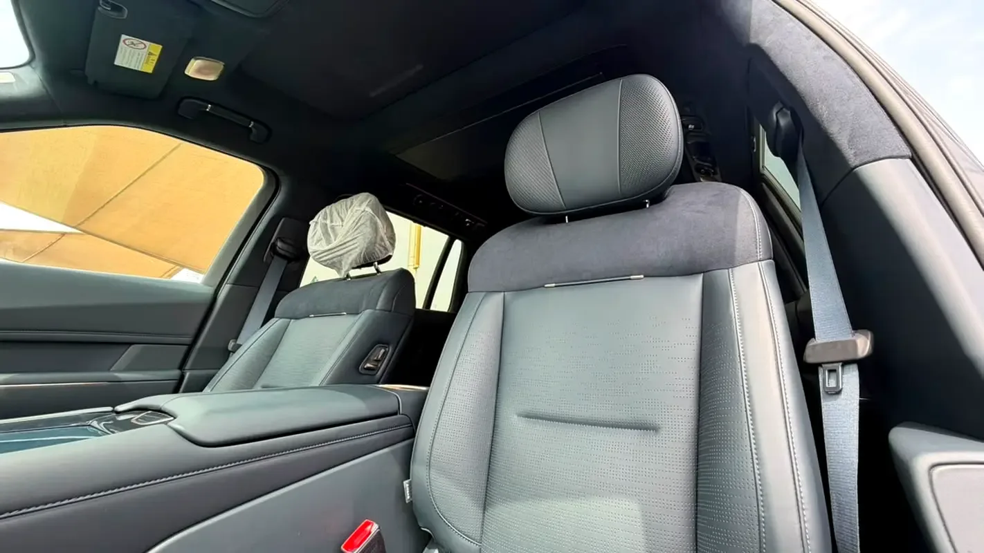 Lynk & Co 900 2.0 AT AWD (734 حصان) - 9