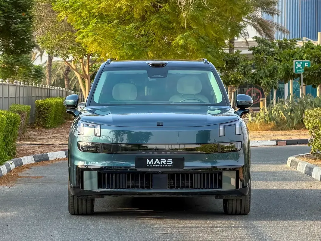 Lynk & Co 900 2.0 AT AWD (734 حصان) - 2