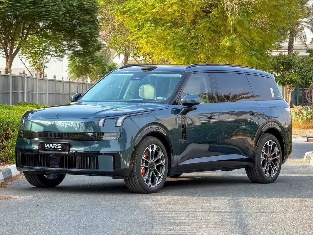Lynk & Co 900 2.0 AT AWD (734 حصان) - 3