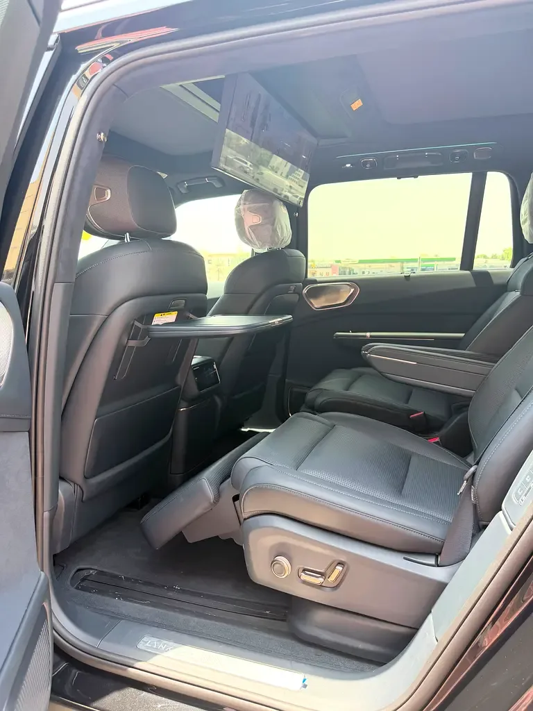 Lynk & Co 900 2.0 AT AWD (734 حصان) - 6