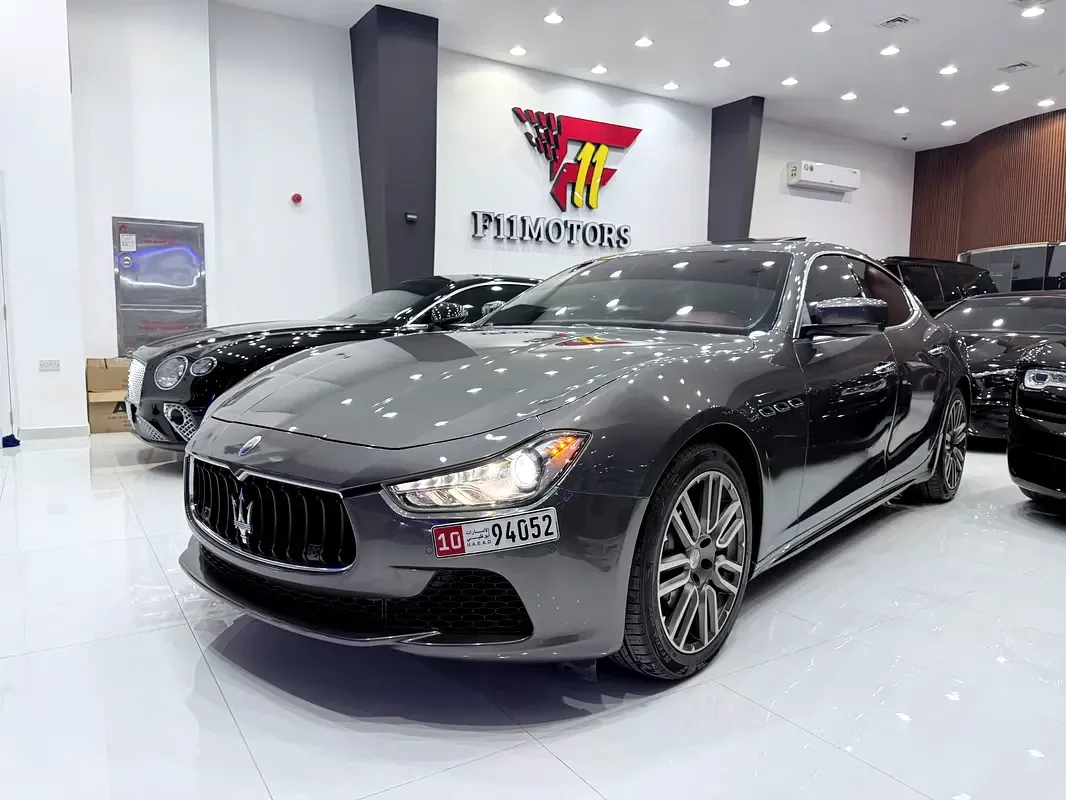 Maserati Ghibli 3.0 AT RWD (350 hp)
