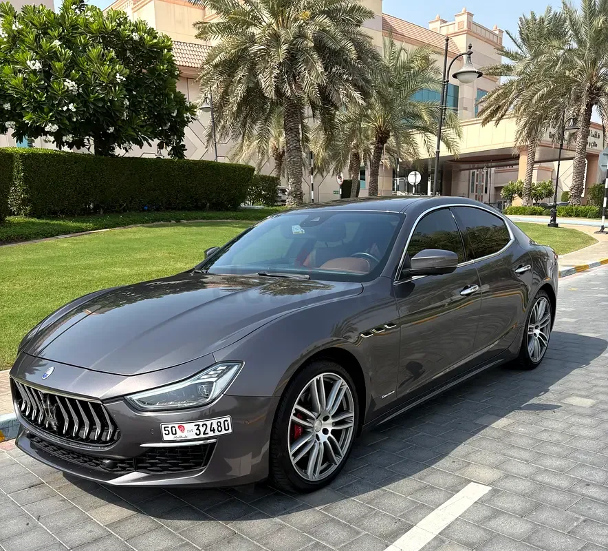 Maserati Ghibli 3.0 AT RWD (430 hp)
