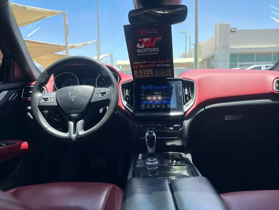 Maserati Ghibli 3.0 AT RWD (430 حصان) - 11